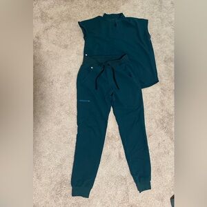 Forest Green Figs Scrub Set